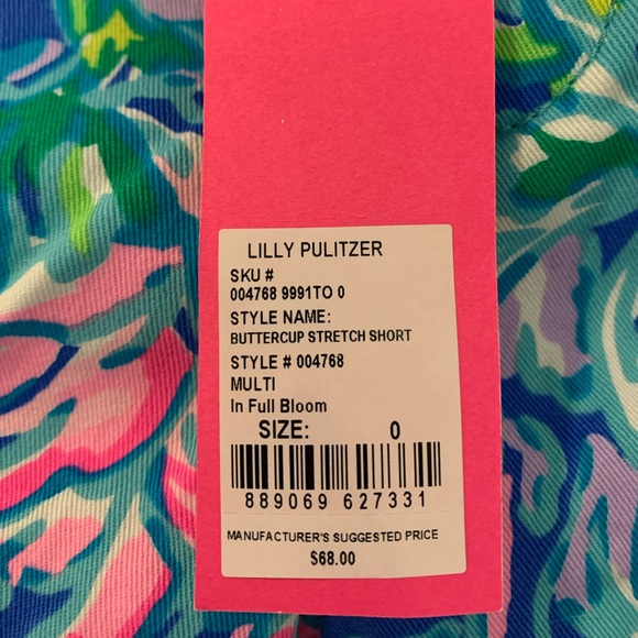 Lilly shorts. In full bloom - Picture 2 of 3